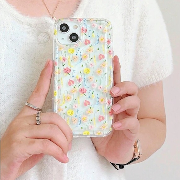 ⚠️Clearance iPhone 14/Pro/Pro Max Clear Floral Phone Case - Picture 4 of 5